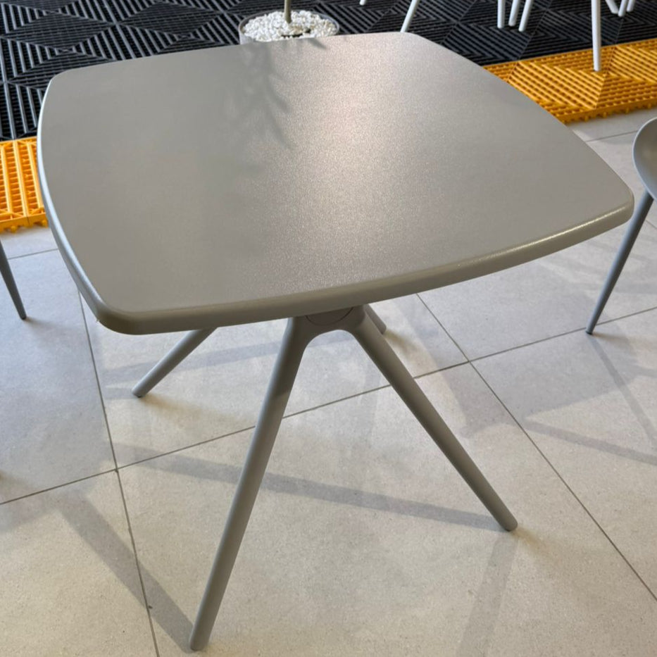 طاولة مربعة متينة SL-688A