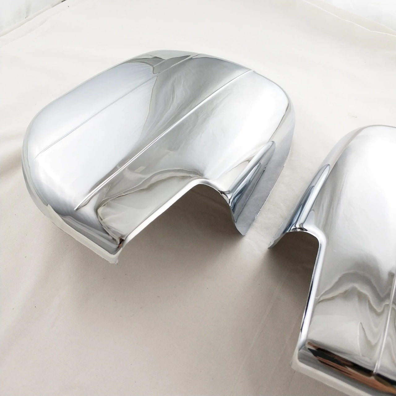 Toyota Land Cruiser 2006 Side Mirror Cover