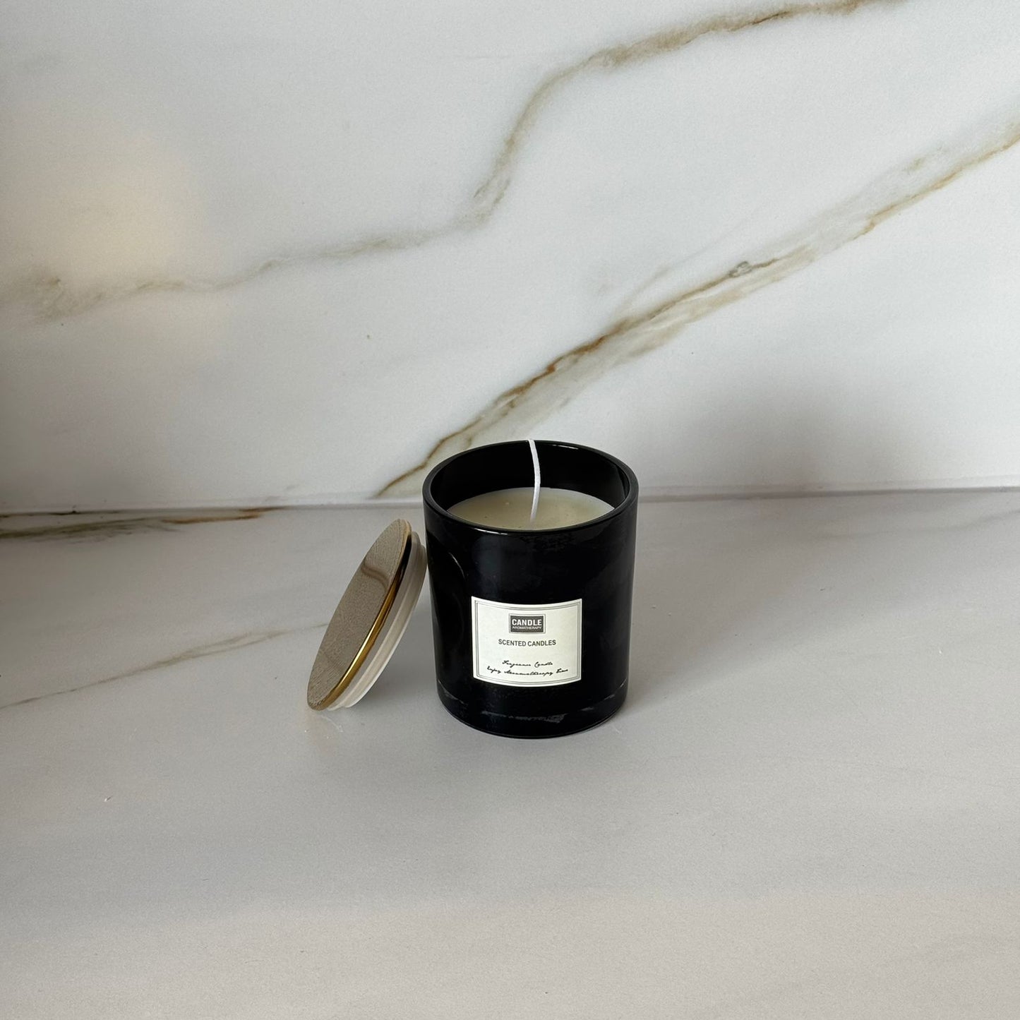 شمعة معطرة للديكور الأنيق