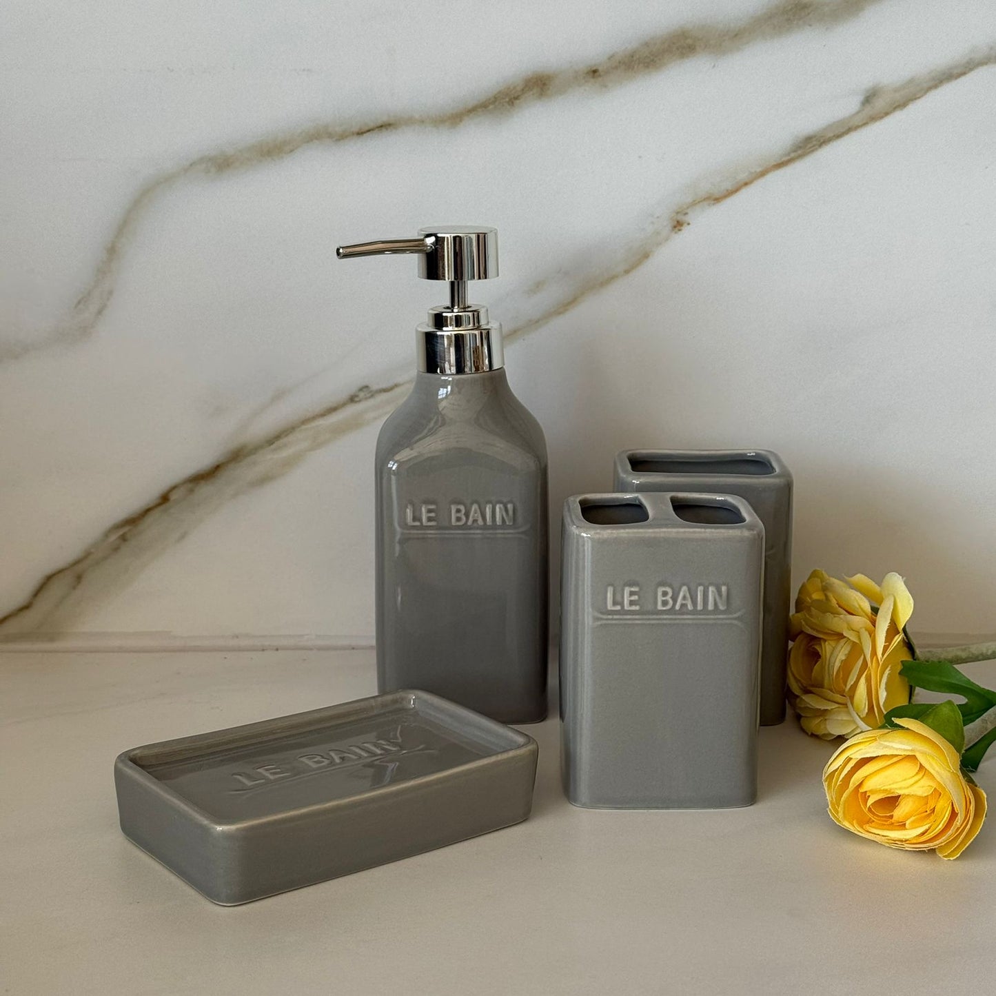 Luxury Ceramic Bathroom Accessories Set – 4PCS
