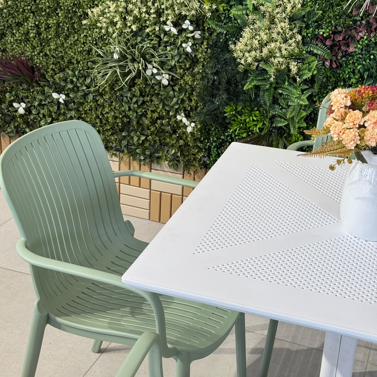 Modern Outdoor Dining Table & Chair Set - White & Light Green