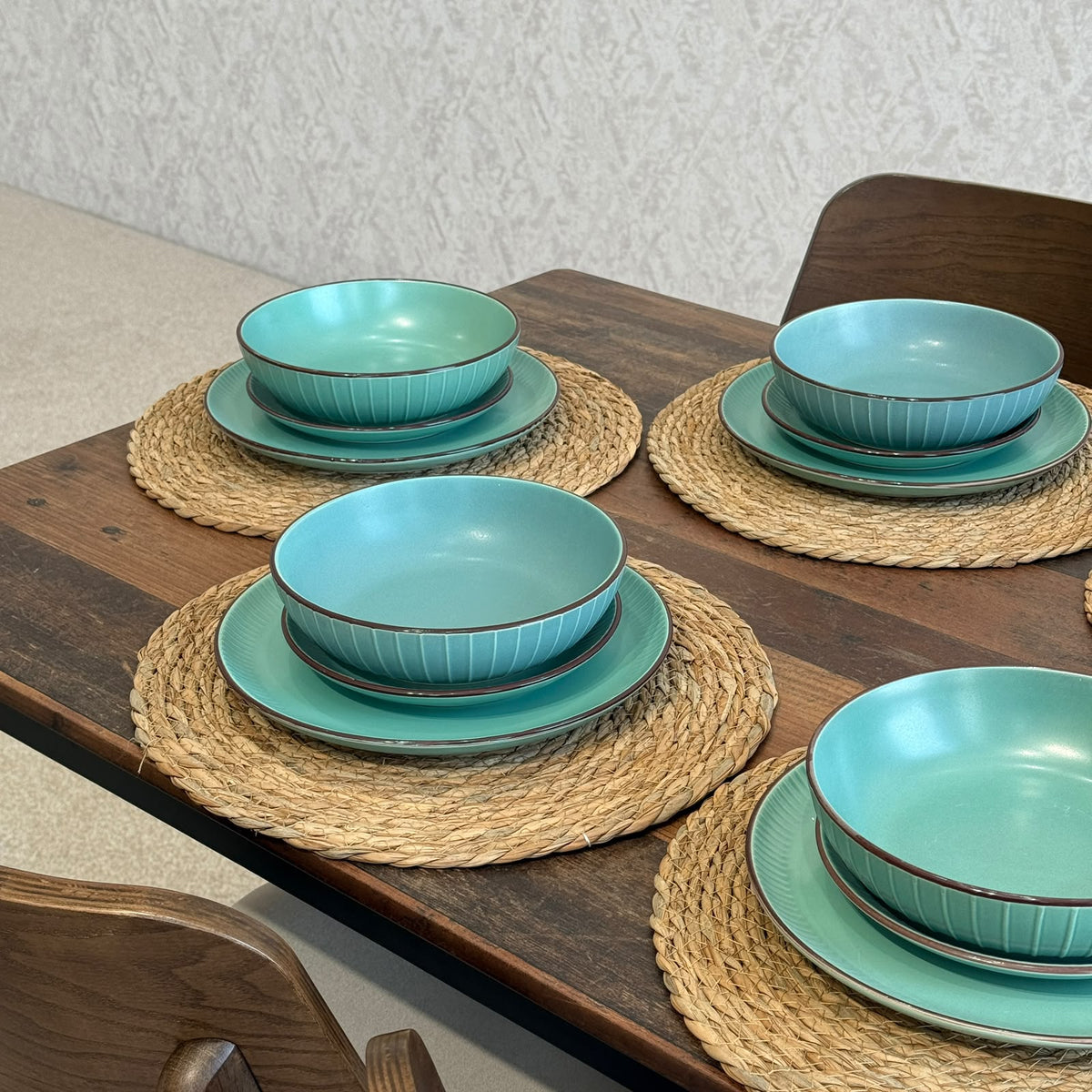 Vintage Green Ceramic Dinnerware Set - 18 PCS