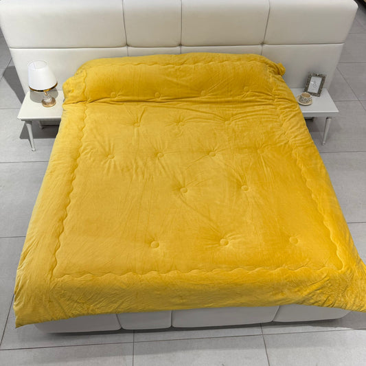 Modern Luxury Plush Comforter