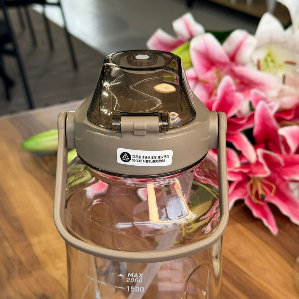 Sport Drinking Bottle With Straw