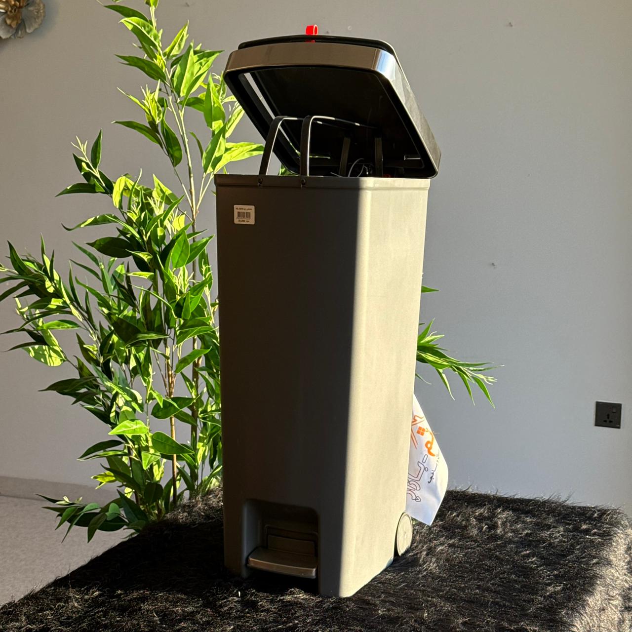 زبڵدانی ناوازە- بە تایە