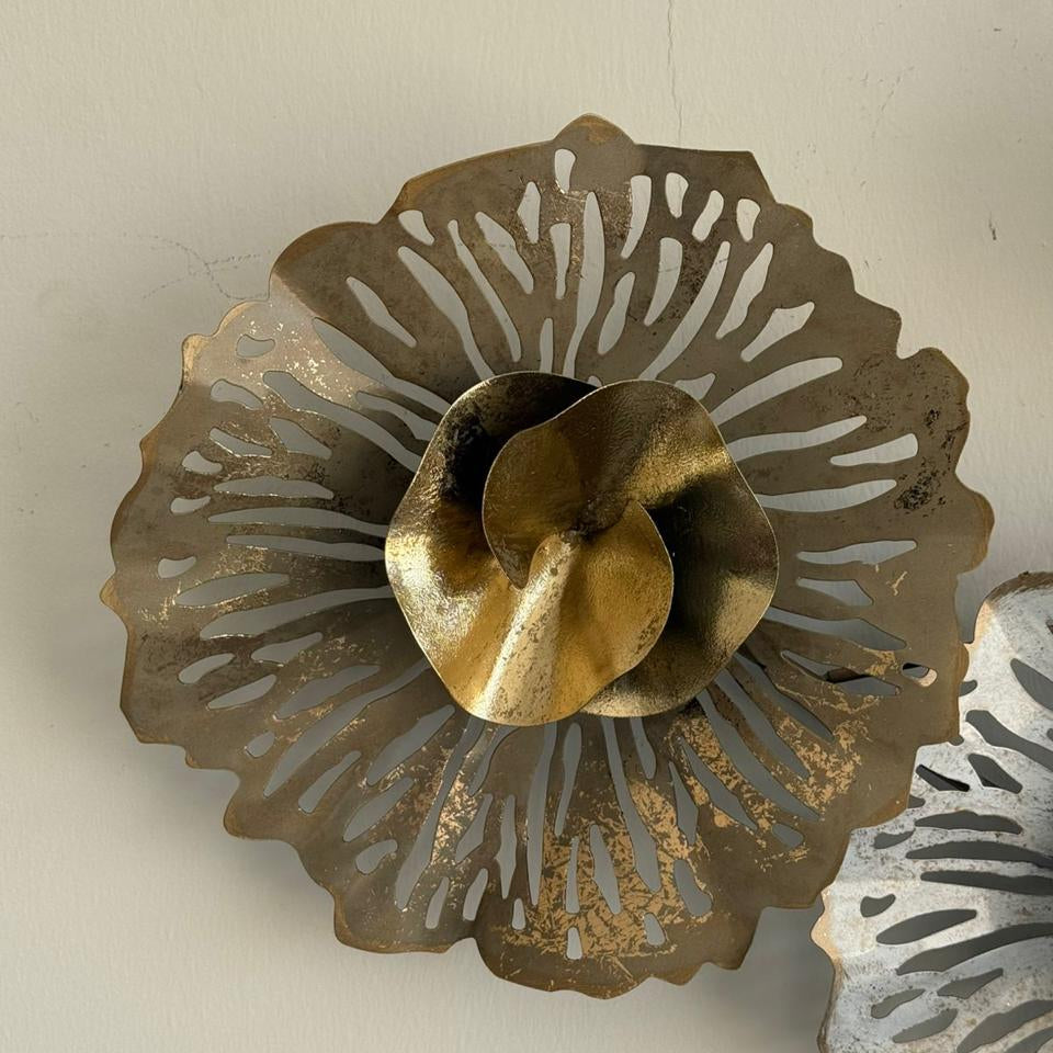 Metal Floral Wall Decoration