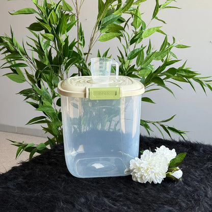 Multi-Size Durable Food Storage Container with Dual Date Lid