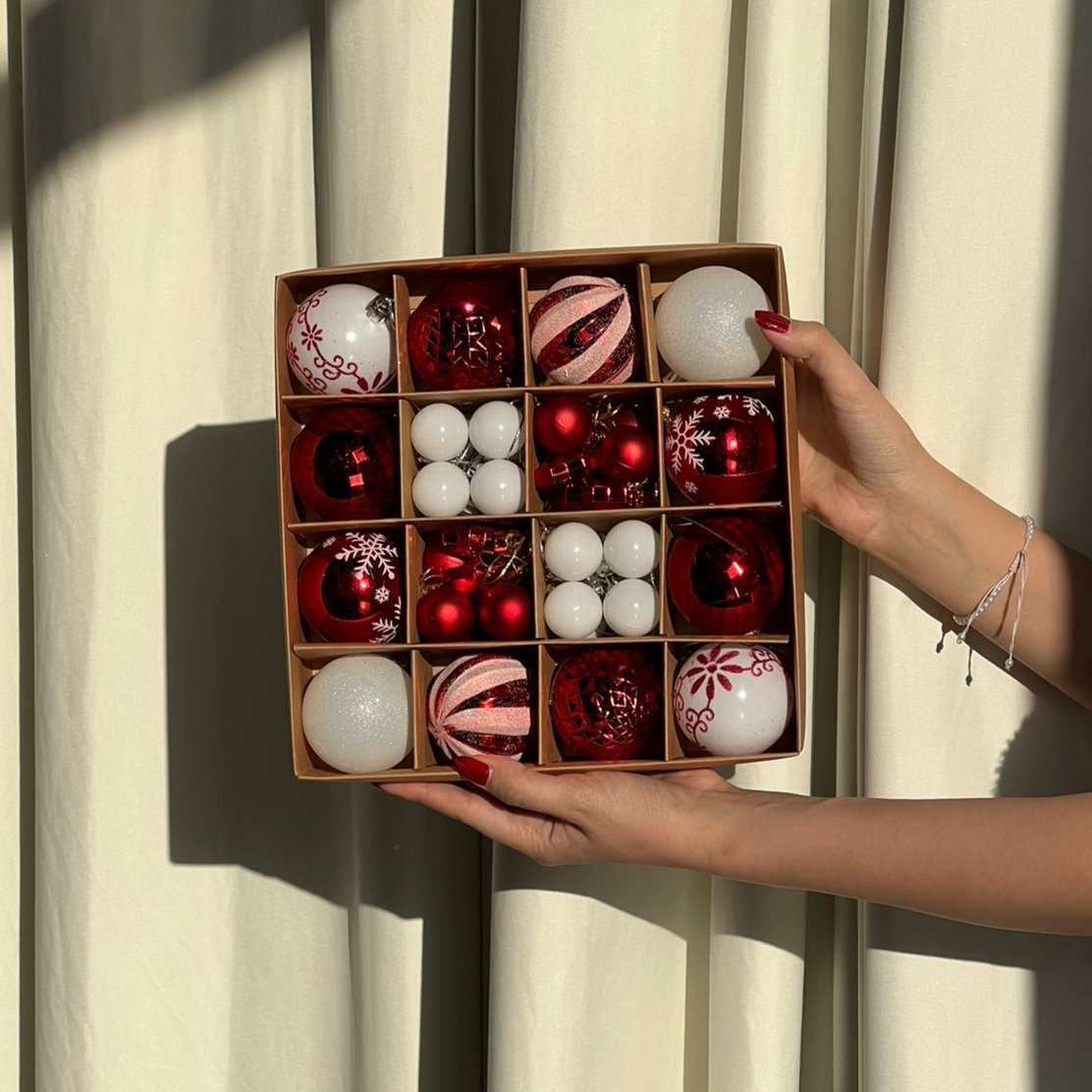 C2 - Christmas Tree Colorful Decoration Balls