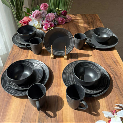 16-PCS Obsidian Luxe- Matte Black Dinnerware Set