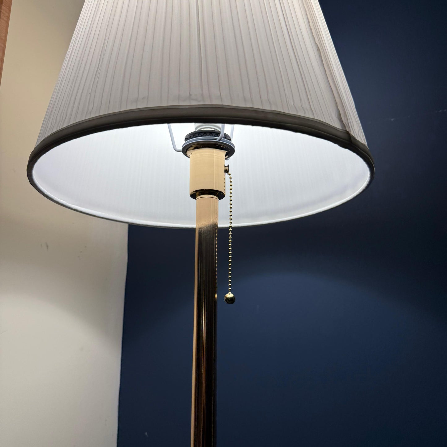 Elegant Gold Floor Lamp with Pleated Fabric Shade