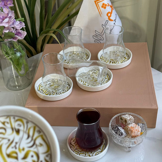 طقم أكواب شاي أنيقة مزخرفة