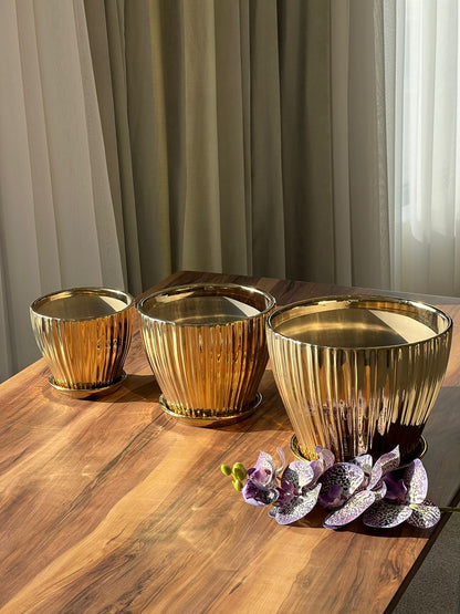 Vintage Gold Indoor/Outdoor Ceramic Planter