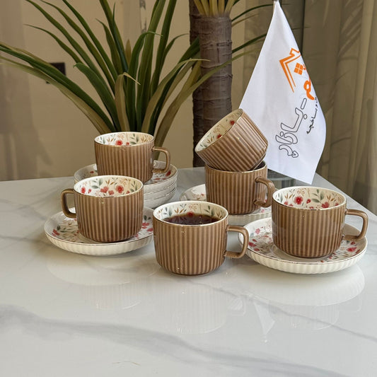 طقم فناجين وصحون قهوة بتصميم أنيق
