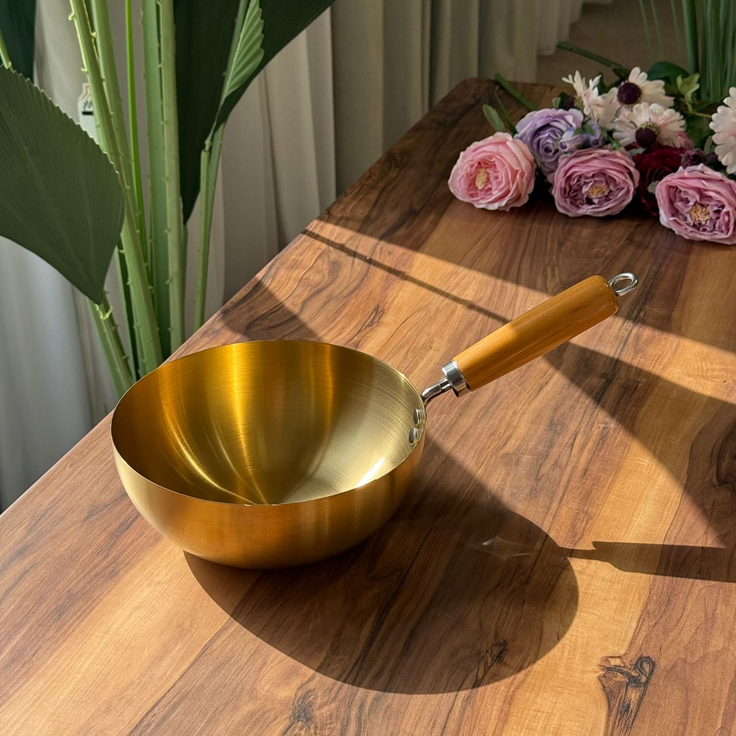 Luxury Frying Pan With Wooden Handle