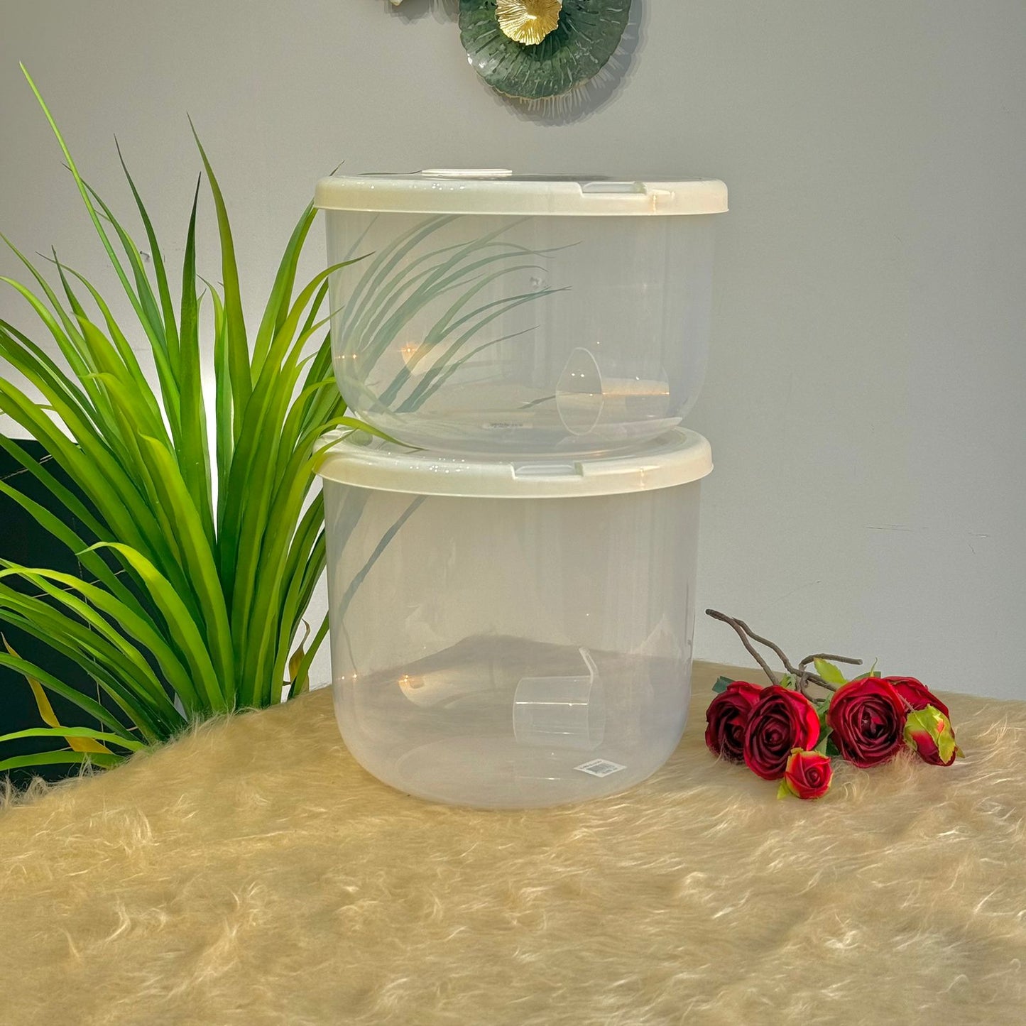 Round Plastic Food Container with Vent Lid