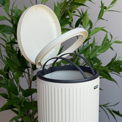 دواسة مزدوجة الحركة وصندوق قمامة ضغط – مقاسين