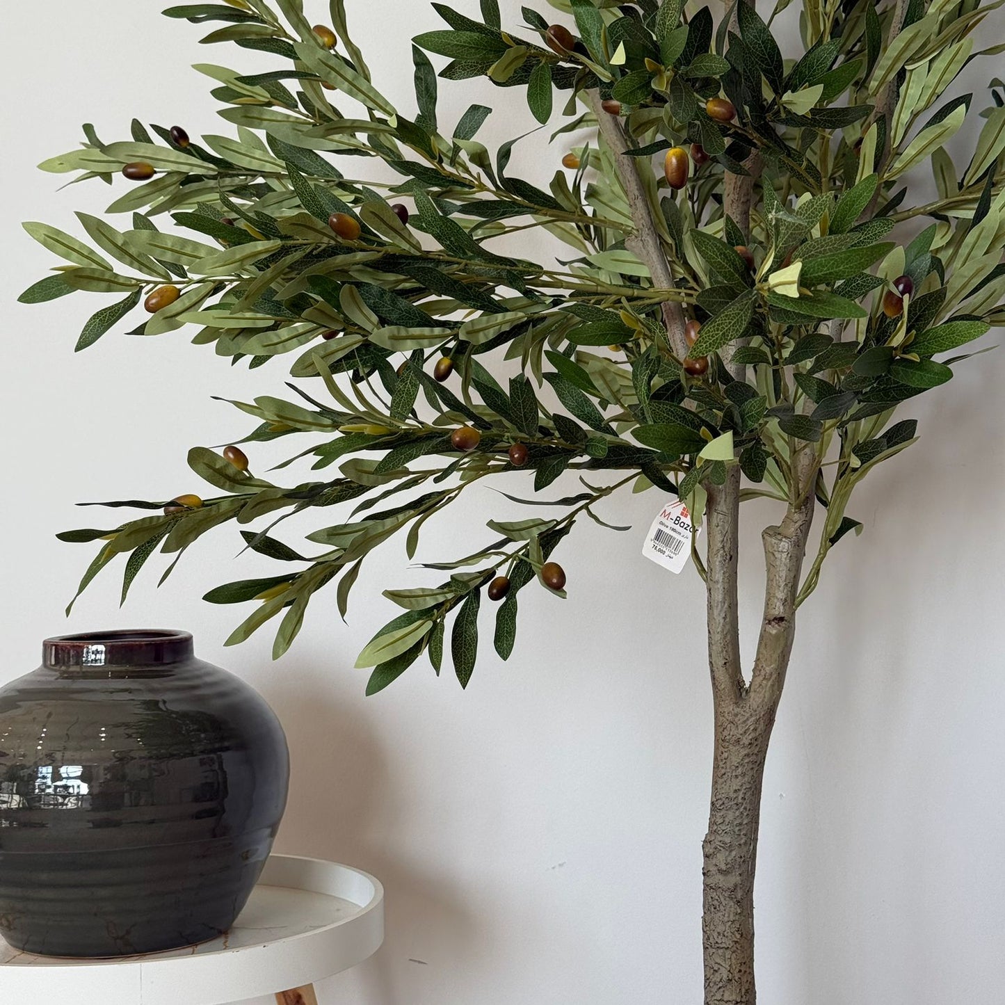 Lush Olive Green – Artificial Tree