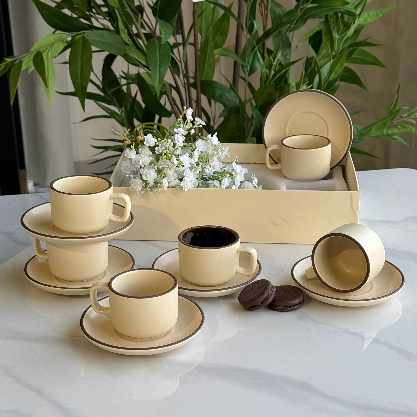 Elegant Luxury Coffee Cup & Saucer Set