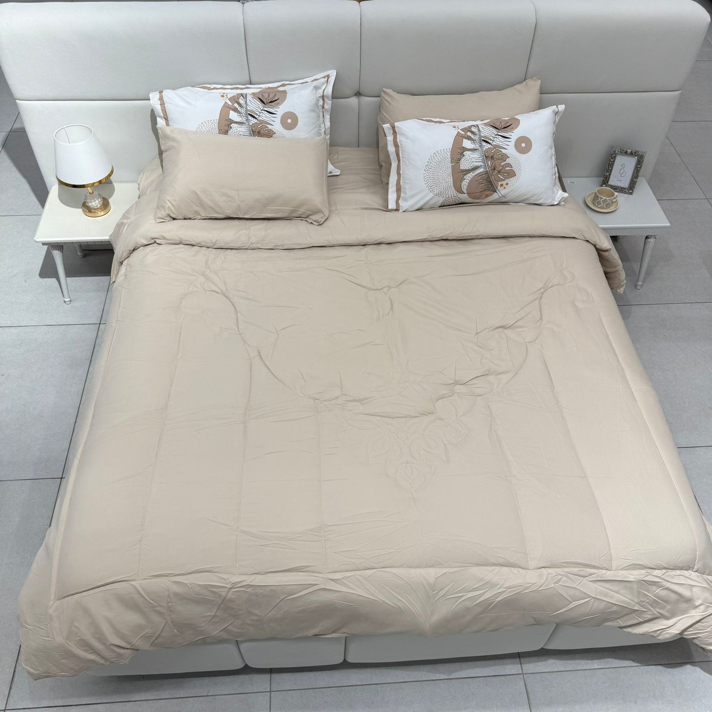 سێتی نایابی جێگەی نوستن بێجی – ٦ پارچە