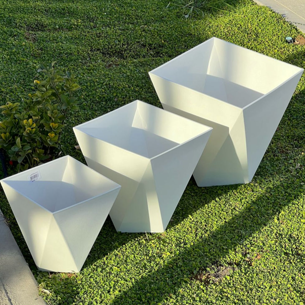 Modern Indoor/Outdoor Plant Pot