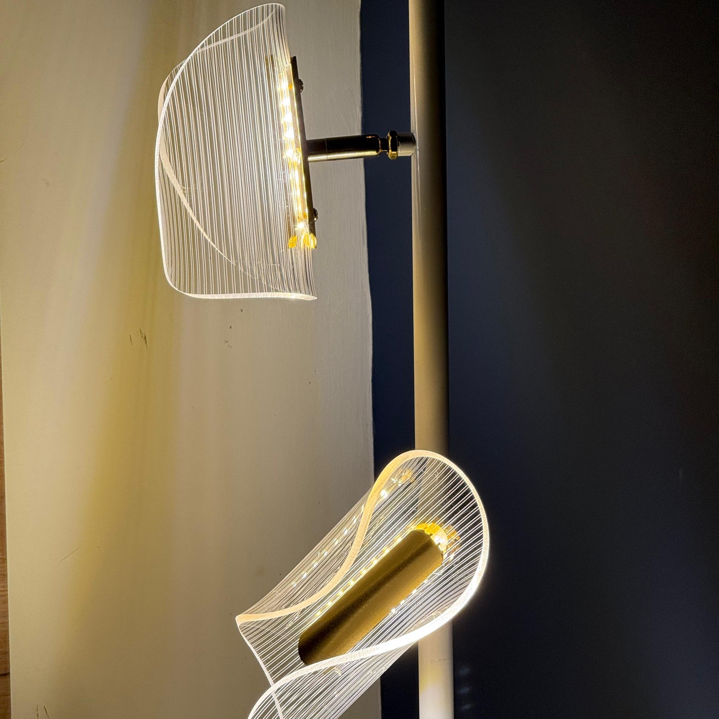 Aurora Bloom Standing Lamp