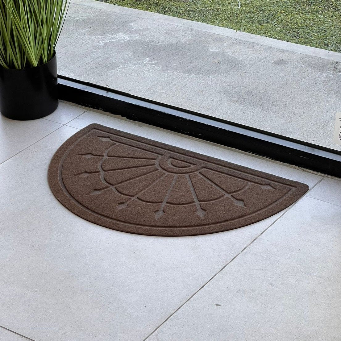 Economy D/14 43x73cm Half Circle Door Mat