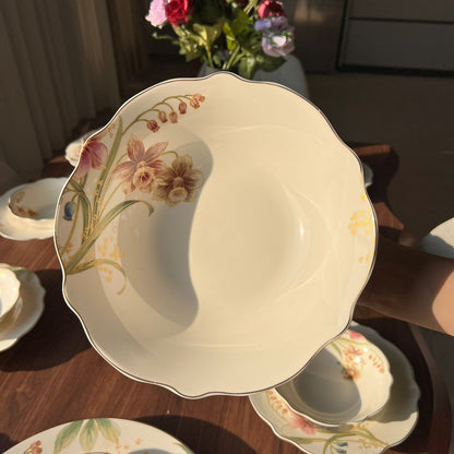 28PCS Porcelain Floral Wavy Dining Tableware Set