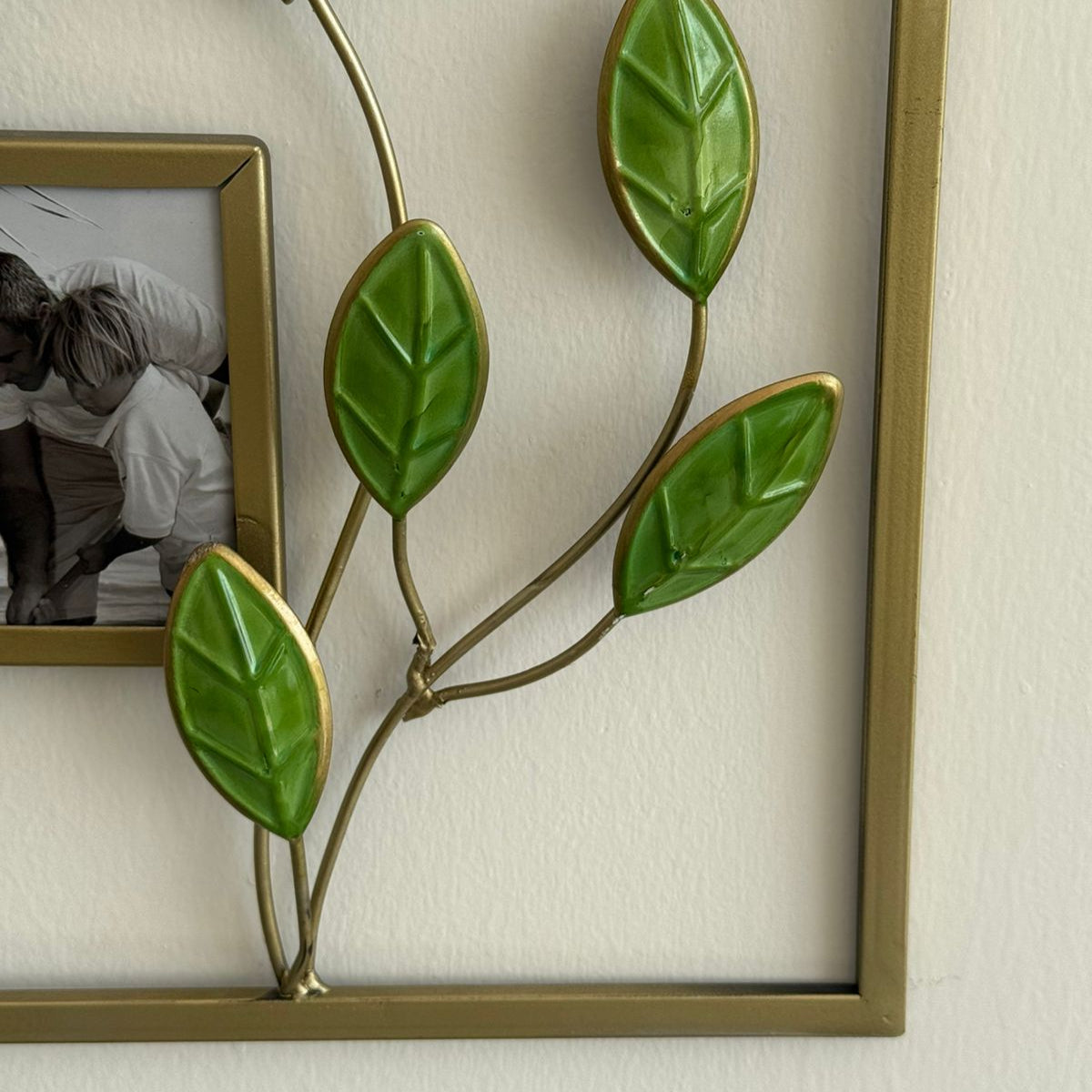 Picture Frame & Wall Decoration