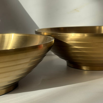 2 Sized - Elegant Stainless Steel Serving Bowl