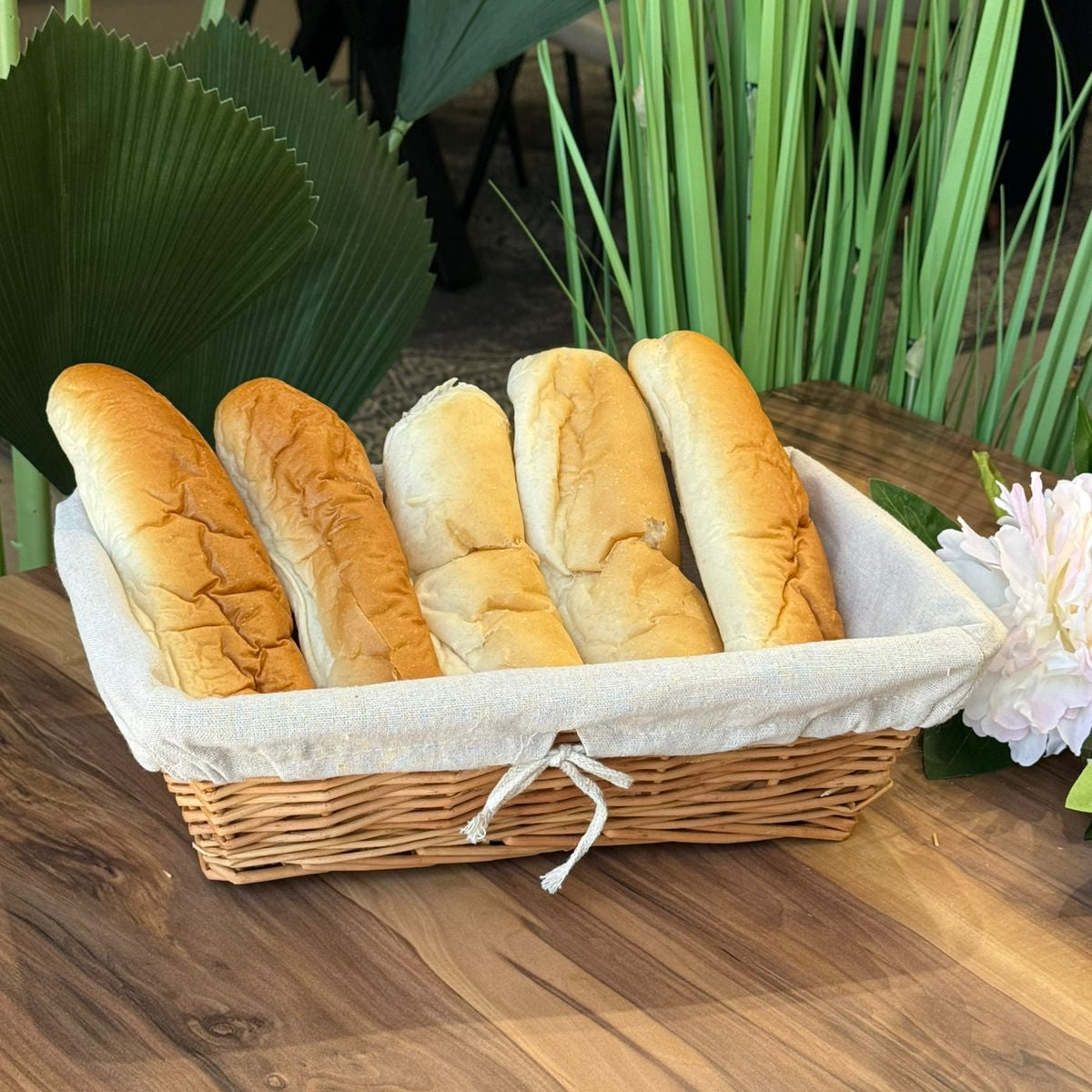 Wicker Willow Storage Basket With Cloth Lining