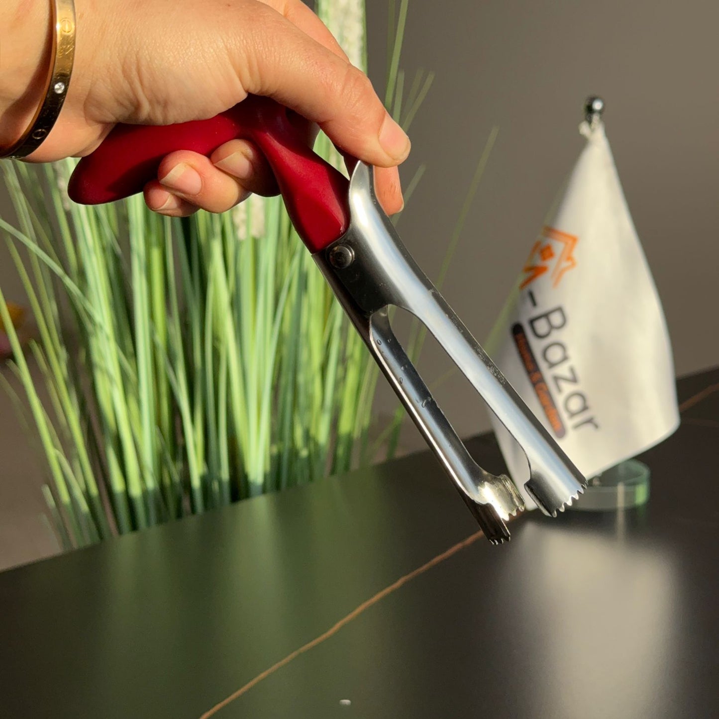 Ergonomic Fruit Peeler & Corer