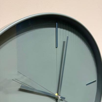 Modern Minimalist Round Wall Clock