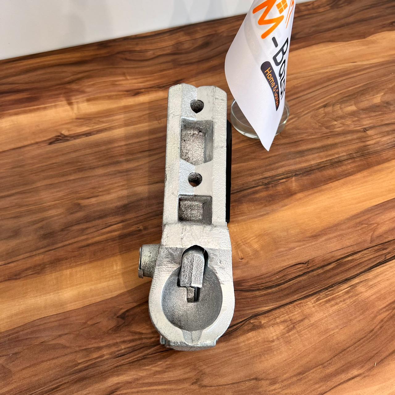 اقتران مصبوب المقطورة الشاقة - 50 ملم ، سعة تحميل 2600 كجم