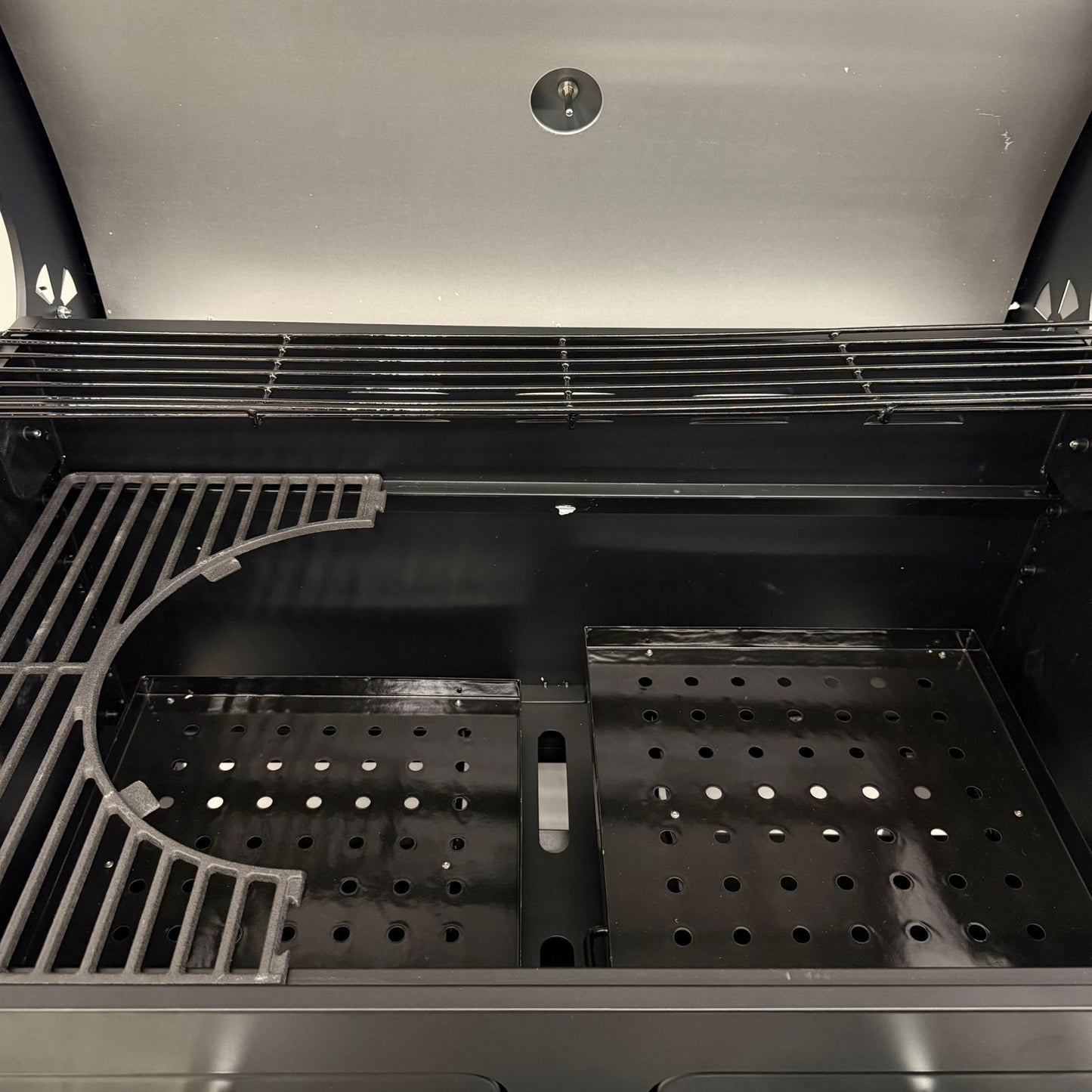 مەقەڵەی کاراو نایاب 