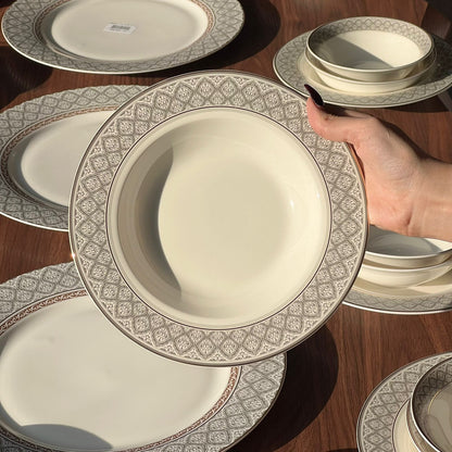 39PCS Round Porcelain Dining Tableware Set