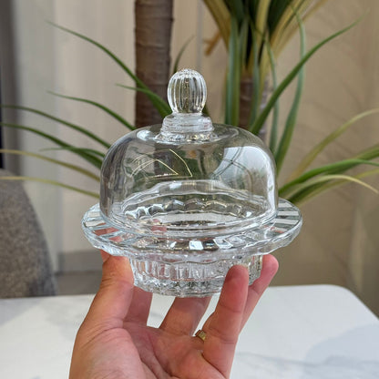 طبق تقديم زجاجي صغير مع غطاء