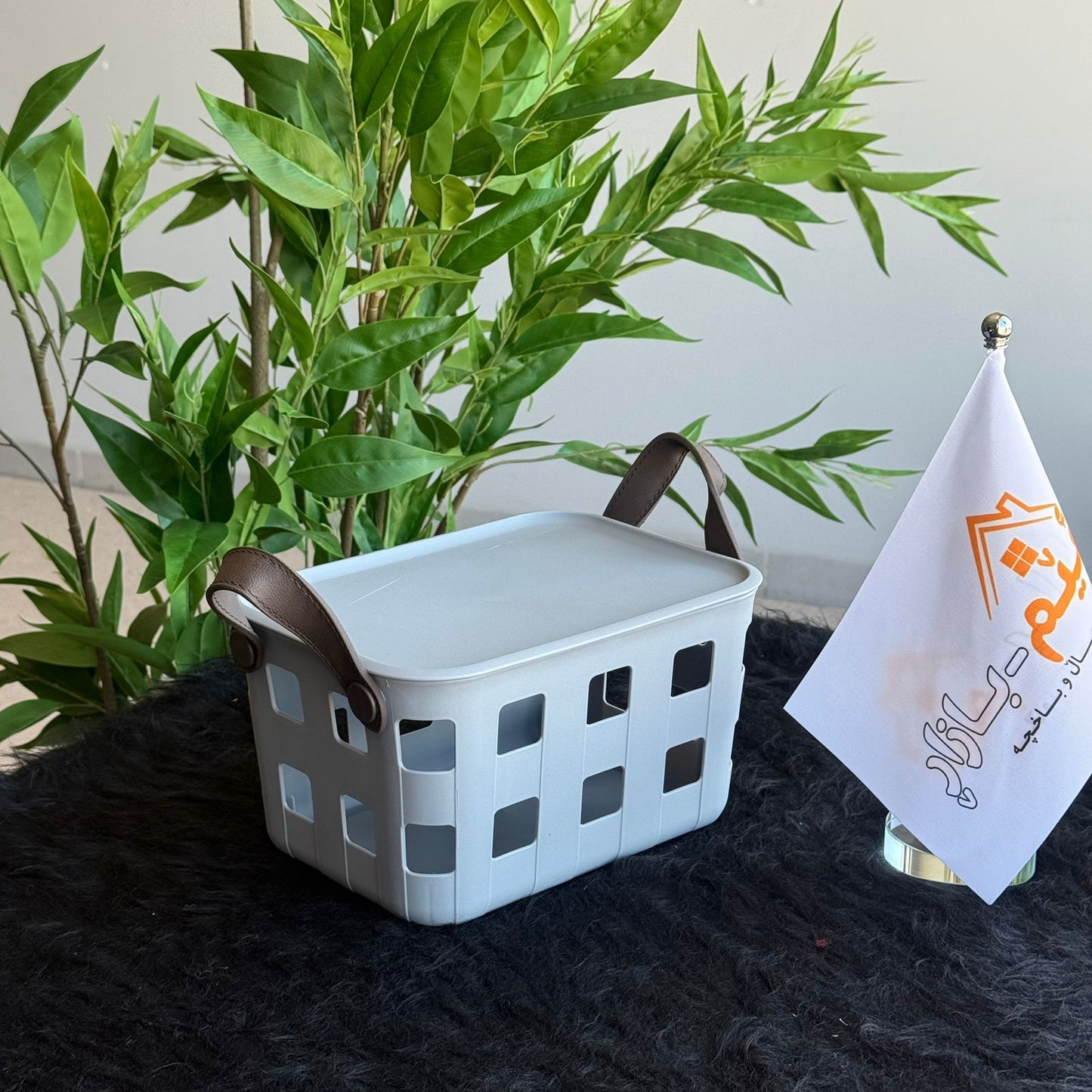 Stackable & Ventilated Design Plastic Storage Baskets With Handles