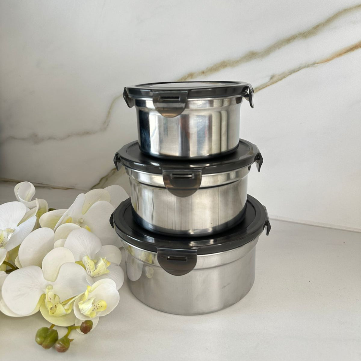 Set Of 3-Sized Stackable Steel Food Storage Containers With Lids