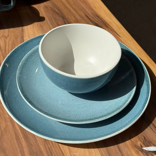 Celeste Wave-16-PCS Luxe Ocean Blue Dinnerware Set