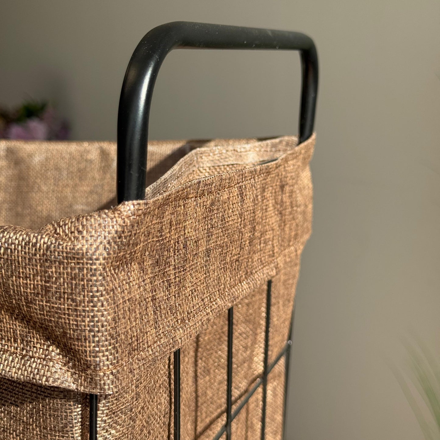 سلة تخزين معدنية متعددة الاستخدامات مع بطانة داخلية من القماش