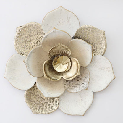 3 Sized Metal Flower Wall Decoration