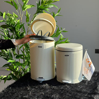 دواسة مزدوجة الحركة وصندوق قمامة ضغط – مقاسين