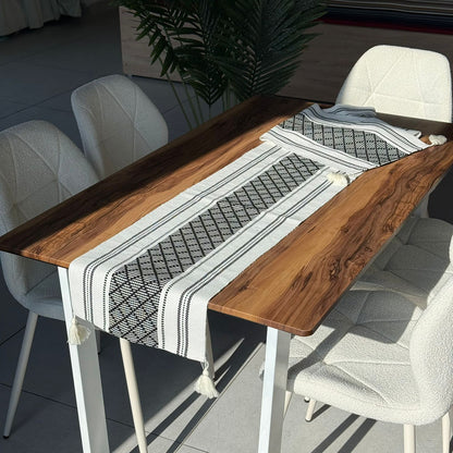 ٣٥ × ٢٢٨سم ڕایەخی سەر مێزی دیکۆراتی شاهانە