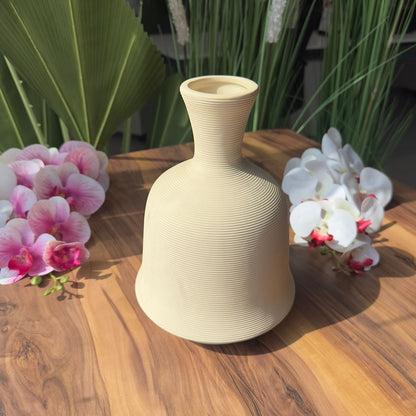 Contour Curve Display Vase