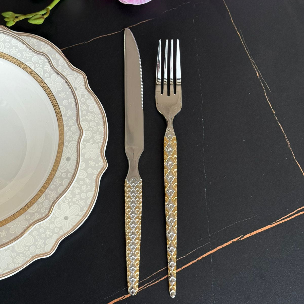 Royal Pattern Silver-Gold Luxe Cutlery Collection