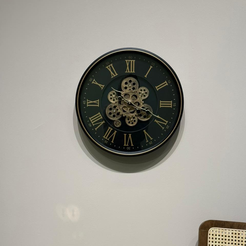 ساعة الأرقام الرومانية خمر