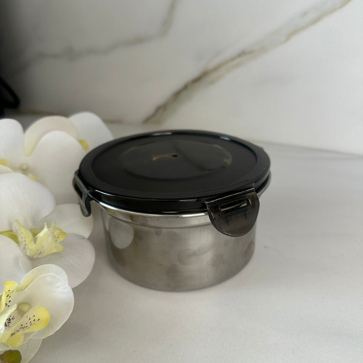 Set Of 3-Sized Stackable Steel Food Storage Containers With Lids