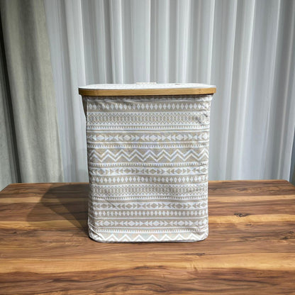 سلة تخزين قماشية بلمسات من الخيزران