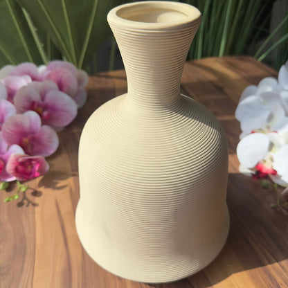 Contour Curve Display Vase