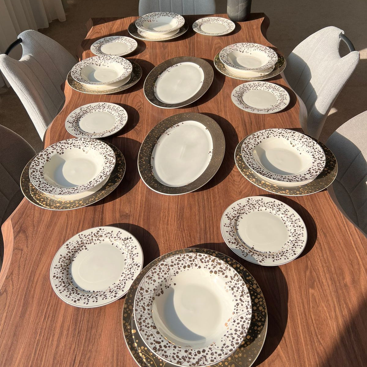 20PCS Golden Floral Dining Tableware Set